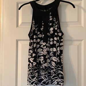 White House | Black Market Sleeveless Top